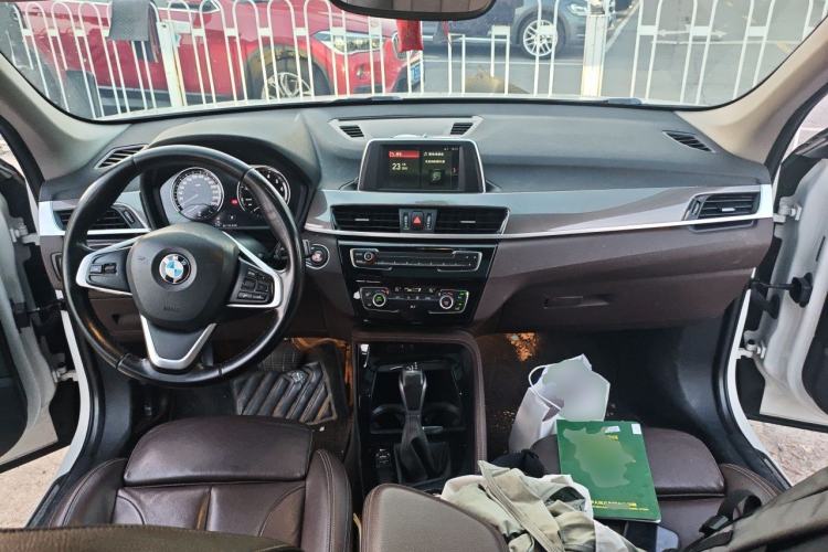 Used BMW X1 2018 sDrive18Li Luxury Model Center Console