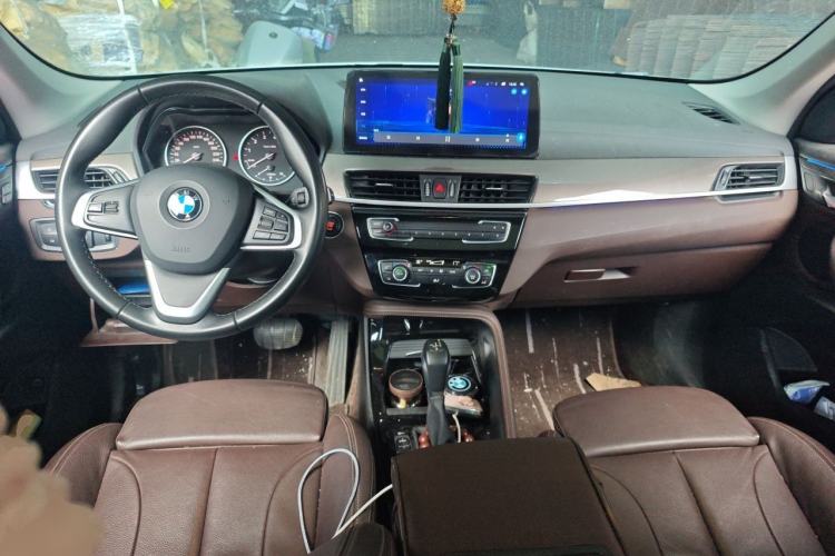 Used BMW X1 2018 sDrive18Li Luxury Model Center Console