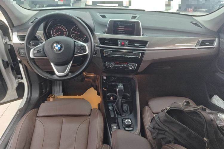 Used BMW X1 2018 sDrive18Li Fashion Model Center Console