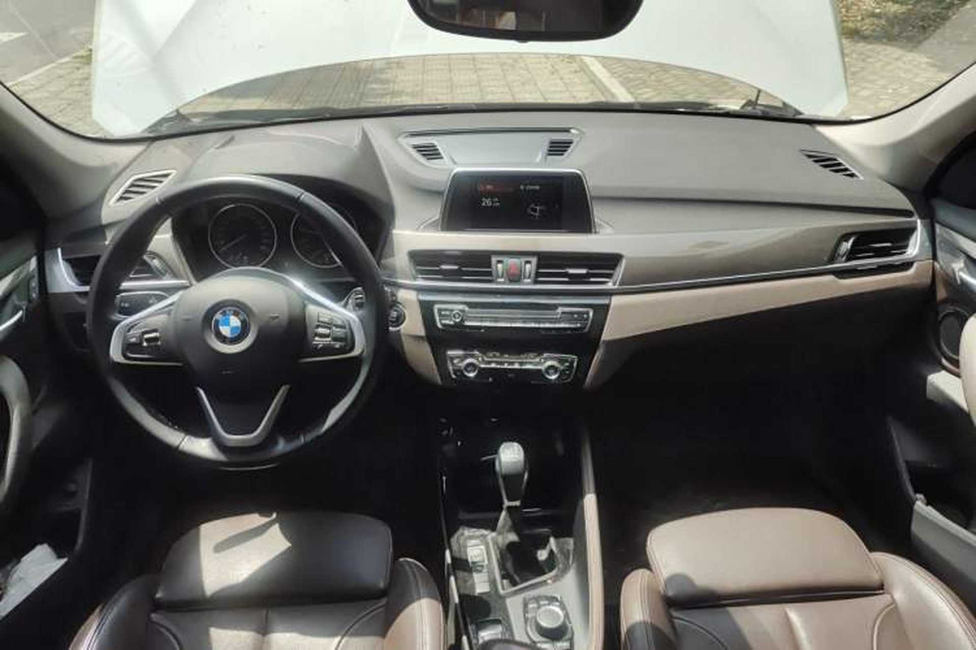Used BMW X1 2018 sDrive18Li Luxury Model Center Console