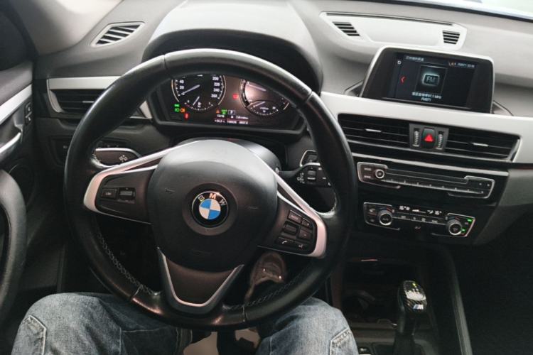 Used BMW X1 2018 sDrive18Li Fashion Model Center Console