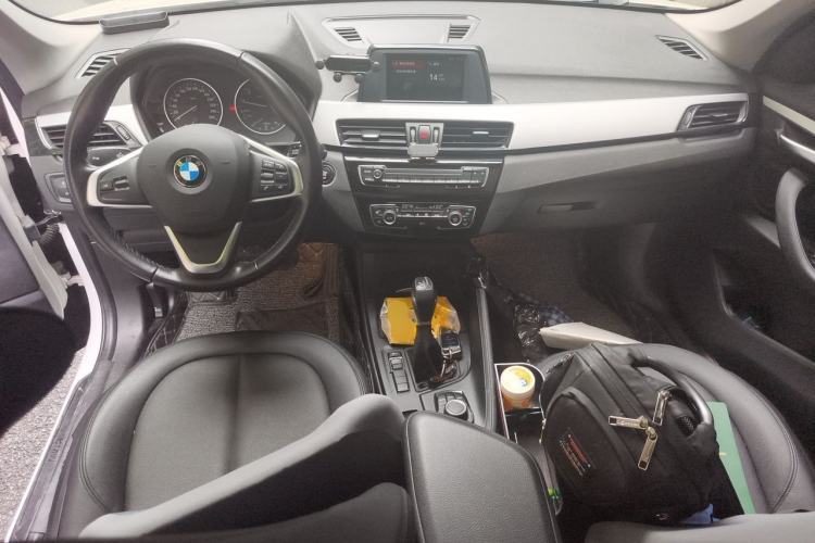 Used BMW X1 2018 sDrive20Li Leading Model Center Console