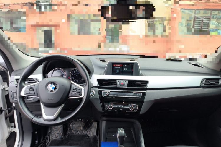 Used BMW X1 2018 sDrive20Li Leading Model Center Console