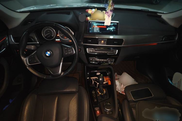 Used BMW X1 2018 xDrive20Li Luxury Model Center Console