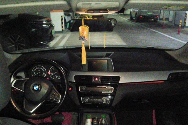 Used BMW X1 2018 sDrive18Li Fashion Model Center Console