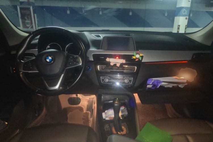 Used BMW X1 2018 sDrive20Li Leading Model Center Console