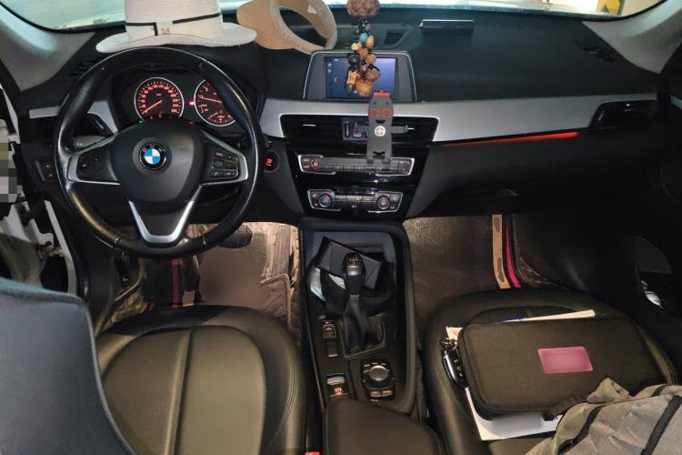 Used BMW X1 2018 sDrive18Li Fashion Model Center Console