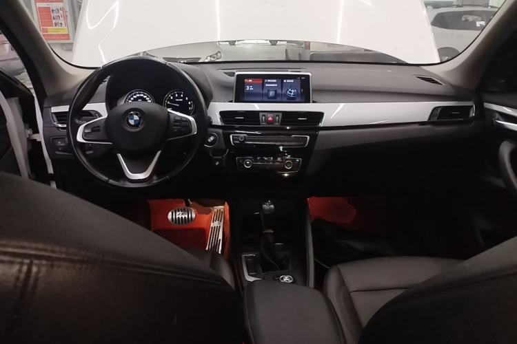 Used BMW X1 2018 sDrive20Li Leading Model Center Console