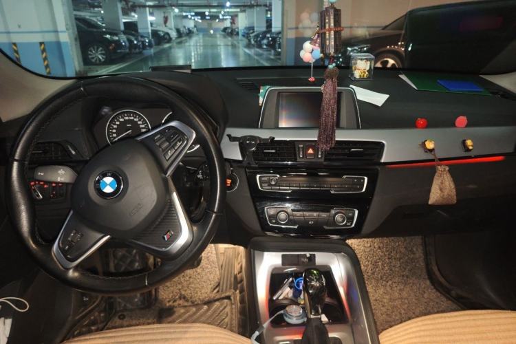 Used BMW X1 2018 sDrive18Li Fashion Model Center Console