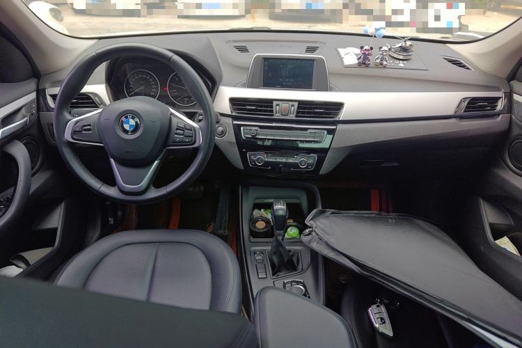 Used BMW X1 2018 sDrive18Li Fashion Model Center Console