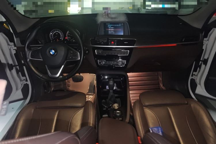 Used BMW X1 2018 sDrive18Li Luxury Model Center Console