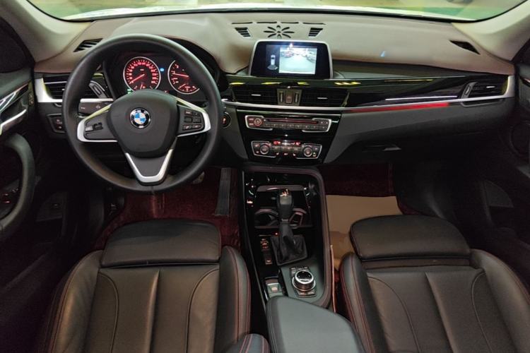 Used BMW X1 2018 xDrive20Li Luxury Edition Center Console