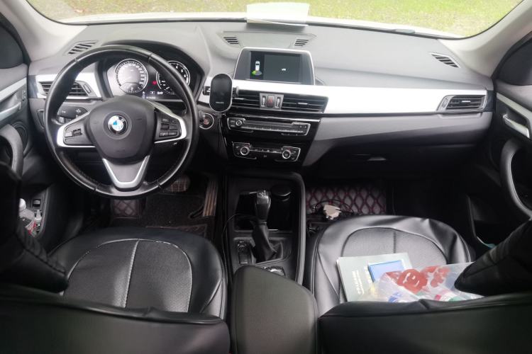 Used BMW X1 2018 sDrive20Li Leading Model Center Console