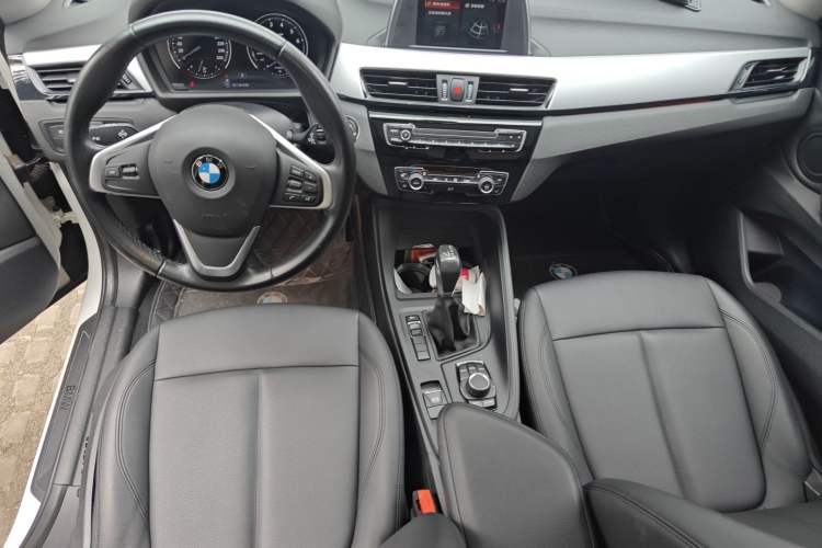 Used BMW X1 2018 sDrive18Li Fashion Model Center Console
