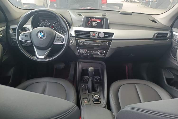 Used BMW X1 2018 sDrive18Li Fashion Model Center Console