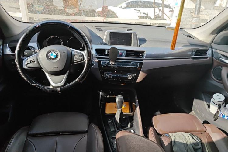 Used BMW X1 2018 sDrive18Li Luxury Model Center Console