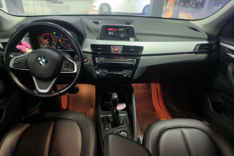 Used BMW X1 2018 sDrive18Li Fashion Model Center Console