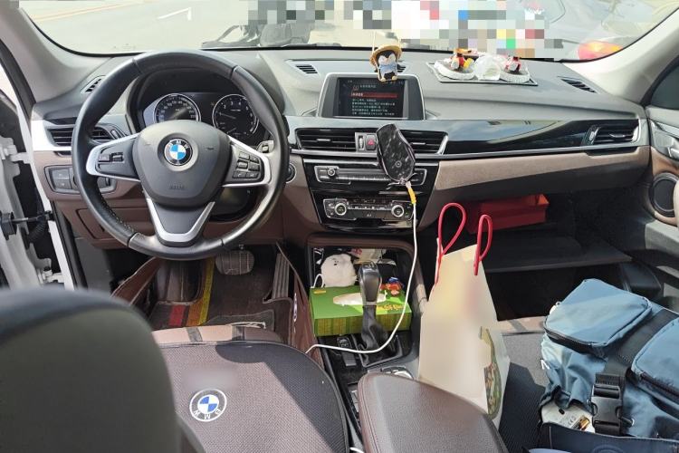 Used BMW X1 2018 sDrive18Li Luxury Model Center Console