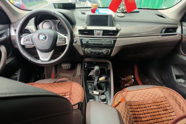 Used BMW X1 2018 sDrive18Li Luxury Model Center Console