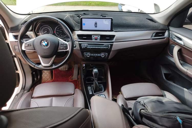 Used BMW X1 2018 sDrive18Li Luxury Model Center Console