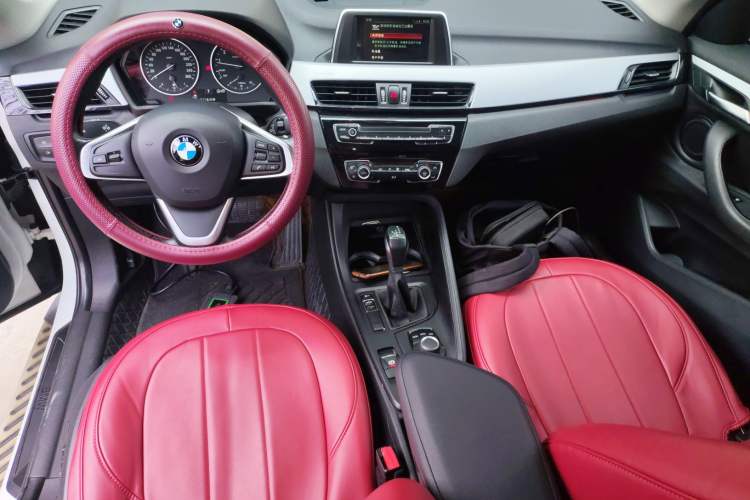 Used BMW X1 2018 sDrive20Li Leading Model Center Console