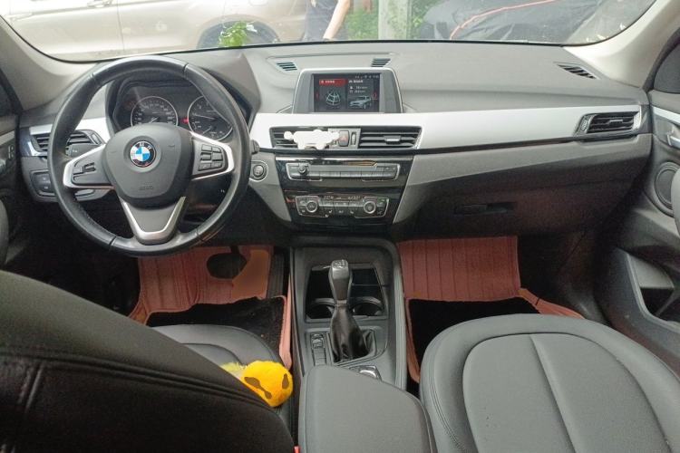 Used BMW X1 2018 sDrive20Li Leading Model Center Console