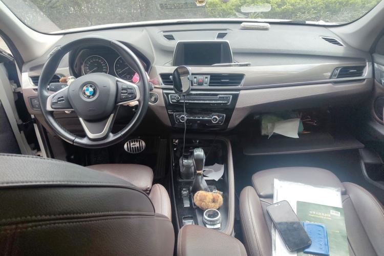 Used BMW X1 2018 sDrive18Li Luxury Model Center Console