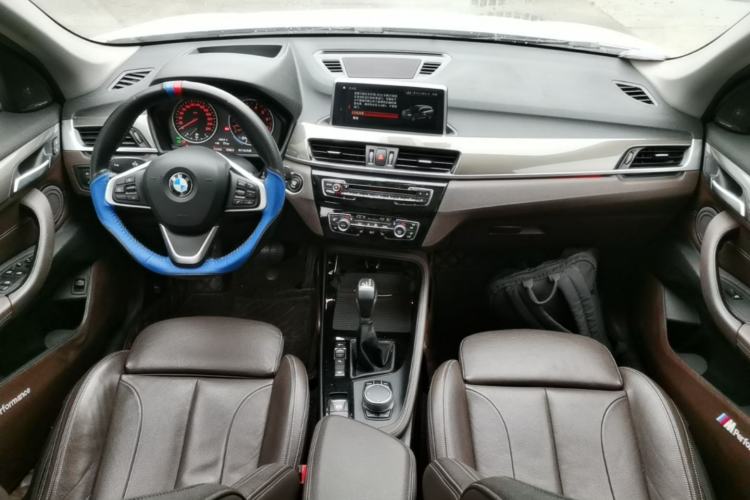 Used BMW X1 2018 xDrive20Li Luxury Model Center Console