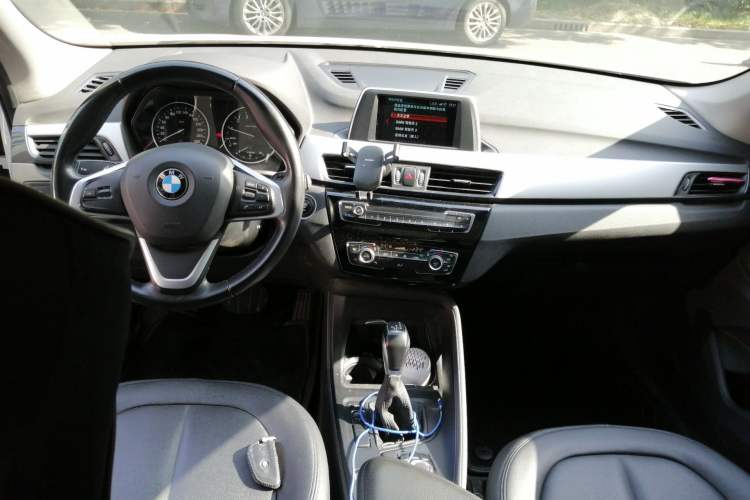 Used BMW X1 2018 sDrive18Li Fashion Model Center Console