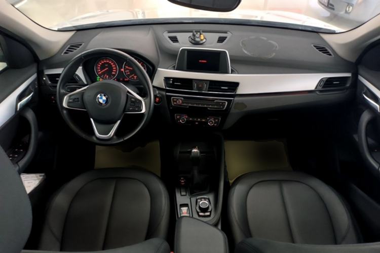 Used BMW X1 2018 sDrive18Li Fashion Model Center Console