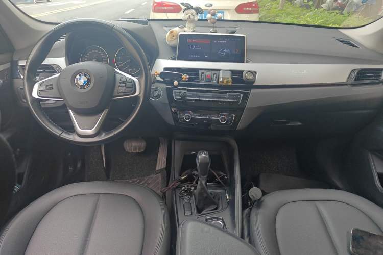 Used BMW X1 2018 sDrive18Li Fashion Model Center Console