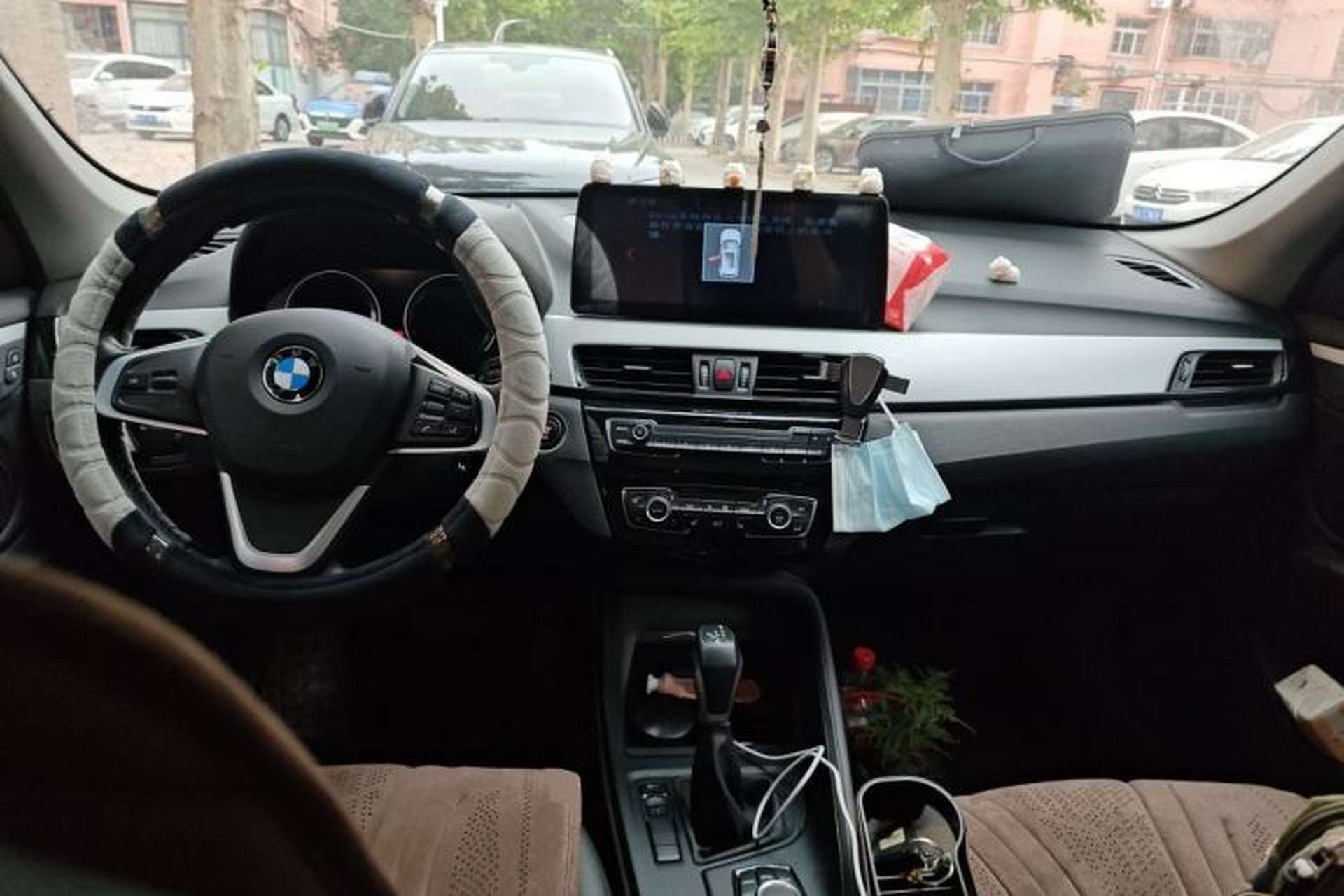 Used BMW X1 2018 sDrive20Li Leading Model Center Console