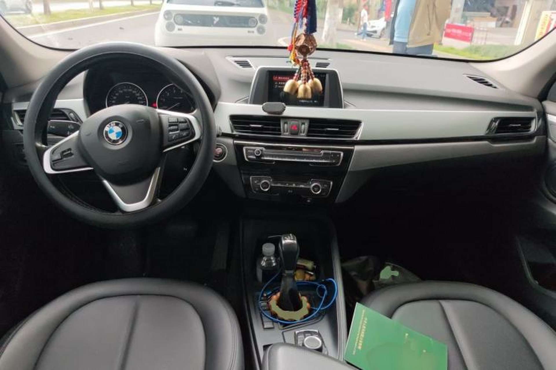 Used BMW X1 2018 sDrive20Li Leading Model Center Console