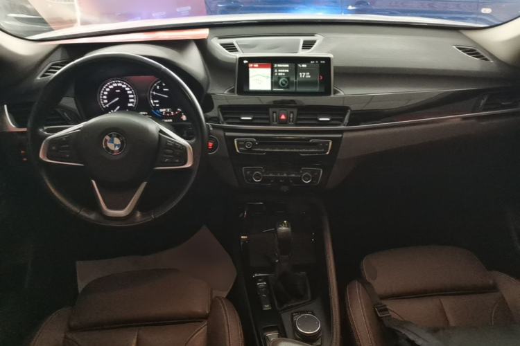 Used BMW X1 2018 xDrive20Li Luxury Model Center Console