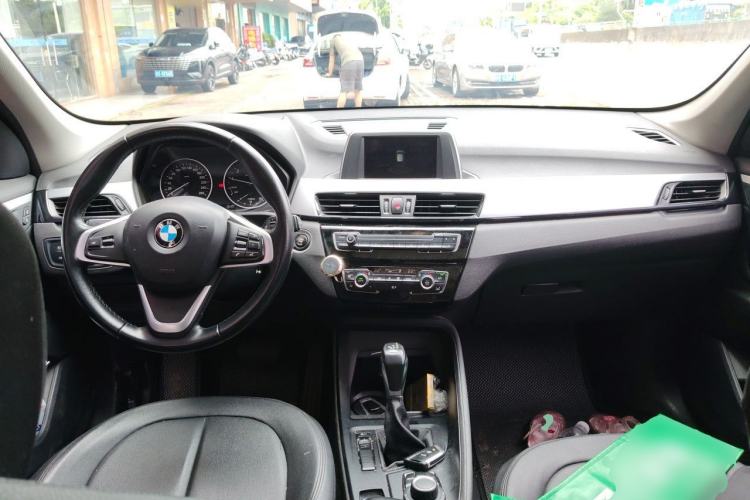 Used BMW X1 2018 sDrive18Li Fashion Model Center Console