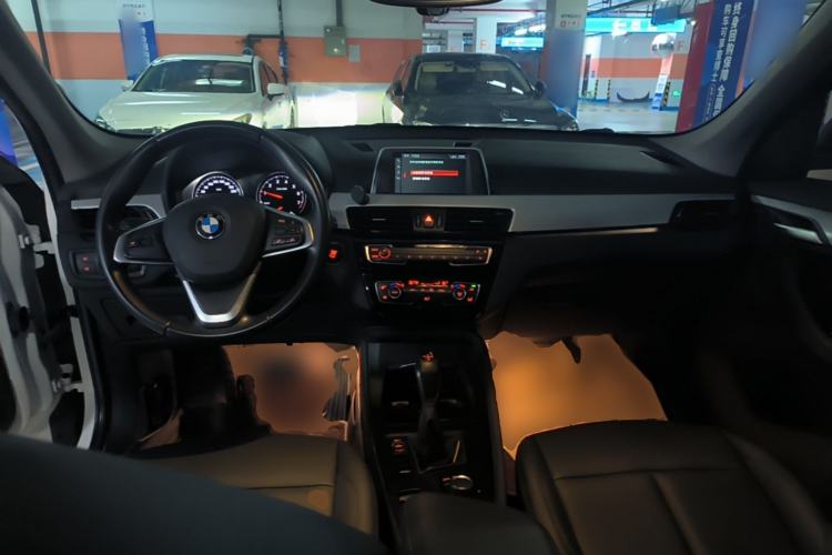 Used BMW X1 2018 sDrive20Li Leading Model Center Console