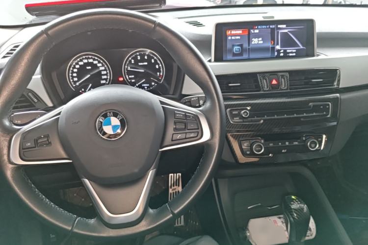 Used BMW X1 2018 sDrive20Li Leading Model Center Console