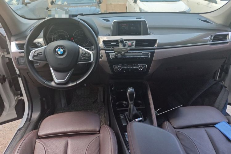 Used BMW X1 2018 sDrive18Li Luxury Model Center Console