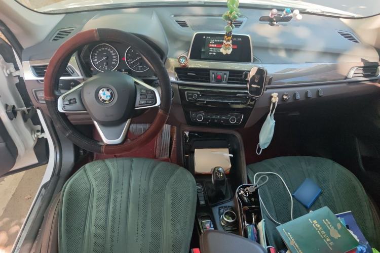 Used BMW X1 2018 xDrive20Li Luxury Edition Center Console