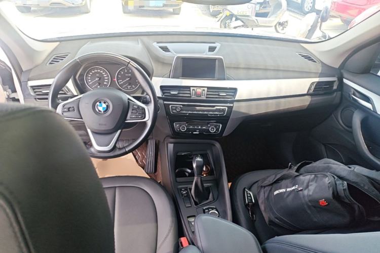 Used BMW X1 2018 sDrive18Li Fashion Model Center Console