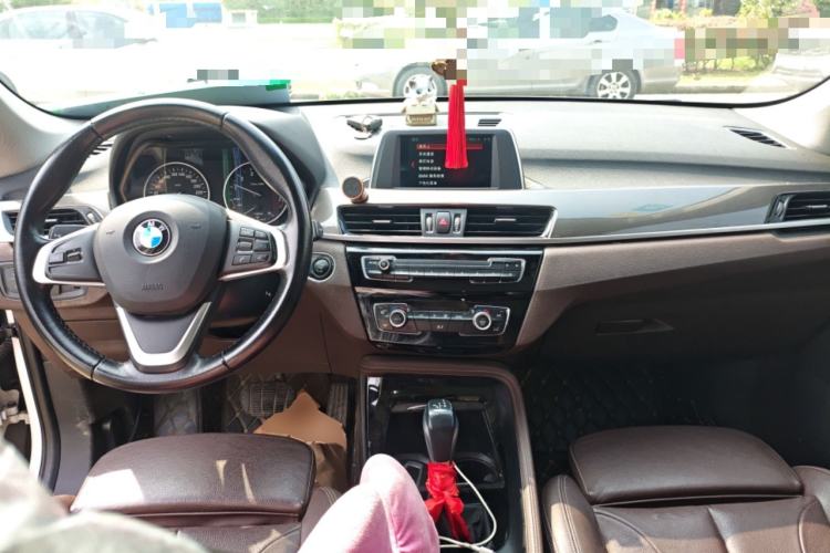 Used BMW X1 2018 sDrive18Li Luxury Model Center Console