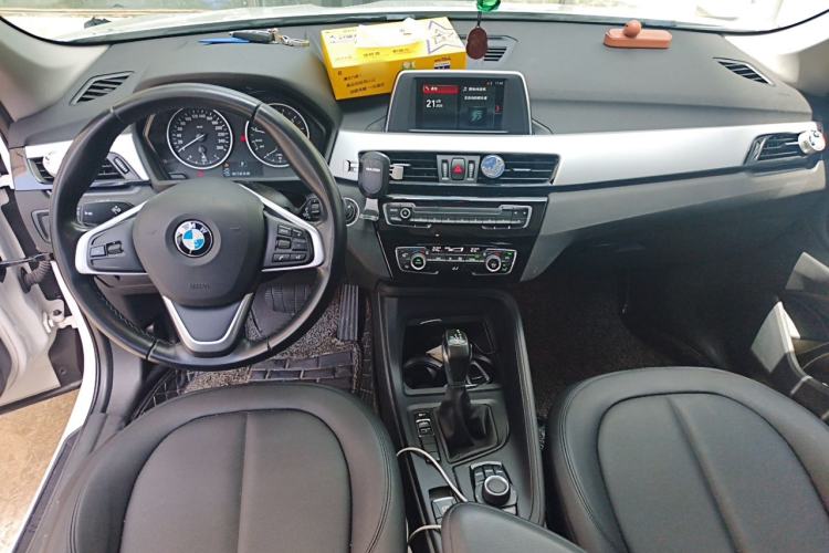 Used BMW X1 2018 sDrive18Li Fashion Model Center Console