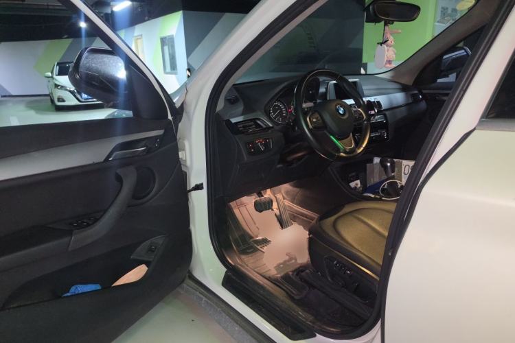Used BMW X1 2018 sDrive20Li Leading Model Driver Seat
