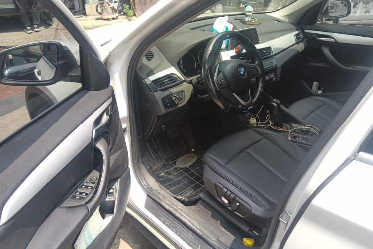 Used BMW X1 2018 sDrive20Li Leading Model Driver Seat