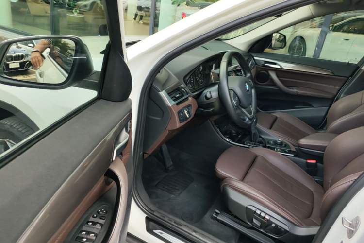 Used BMW X1 2018 sDrive18Li Luxury Model Driver Seat