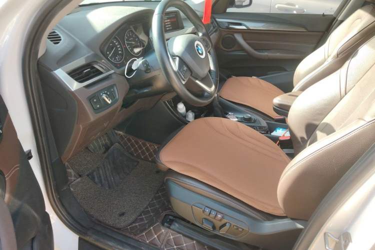 Used BMW X1 2018 xDrive20Li Luxury Edition Driver Seat