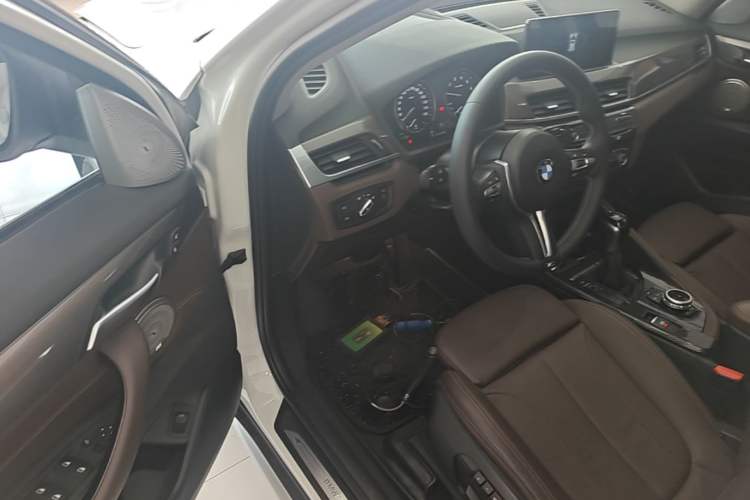 Used BMW X1 2018 sDrive18Li Luxury Model Driver Seat