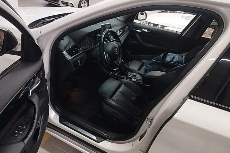 Used BMW X1 2018 sDrive18Li Luxury Model Driver Seat