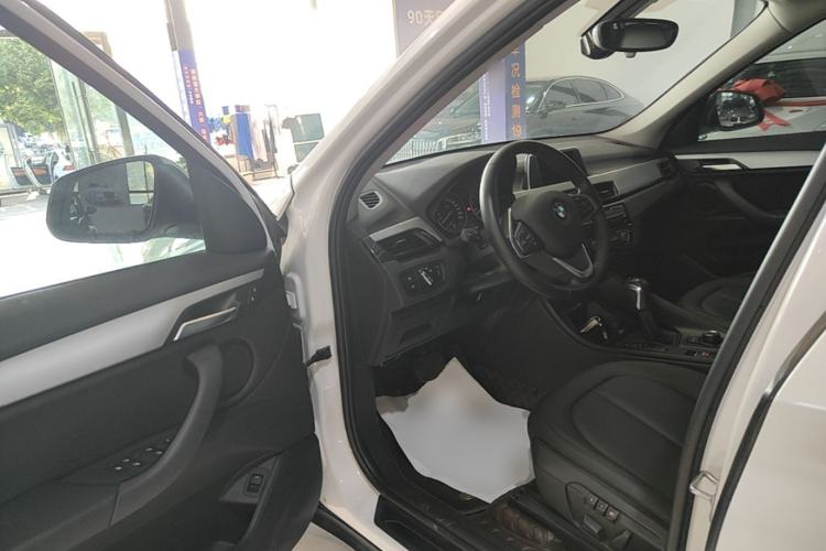 Used BMW X1 2018 sDrive20Li Leading Model Driver Seat