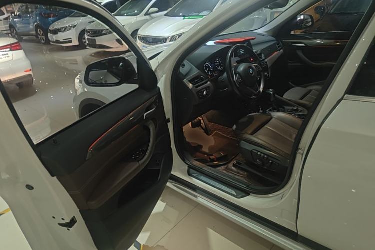 Used BMW X1 2018 sDrive18Li Luxury Model Driver Seat